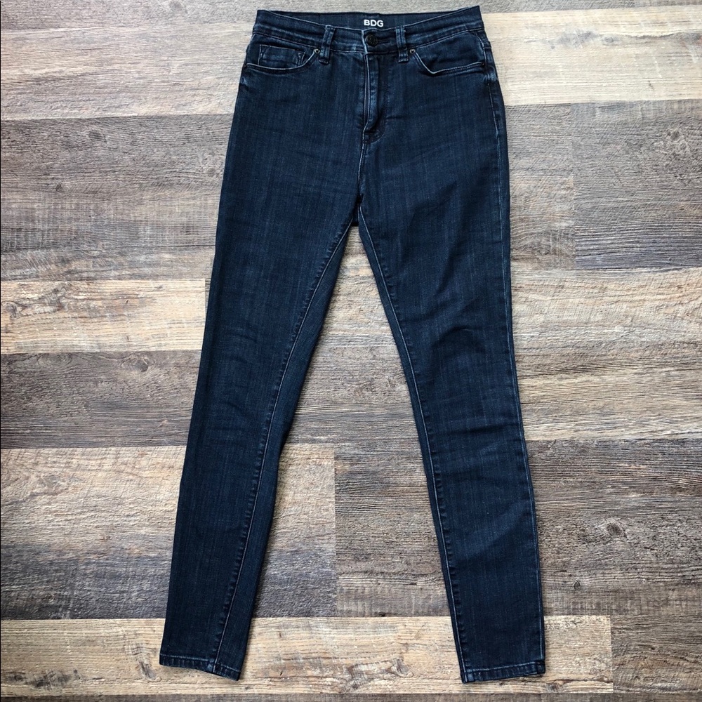 BDG High Rise Twig dark blue skinny jeans
